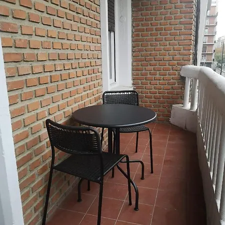Lc Gran Via Apartment Zaragoza Exterior photo